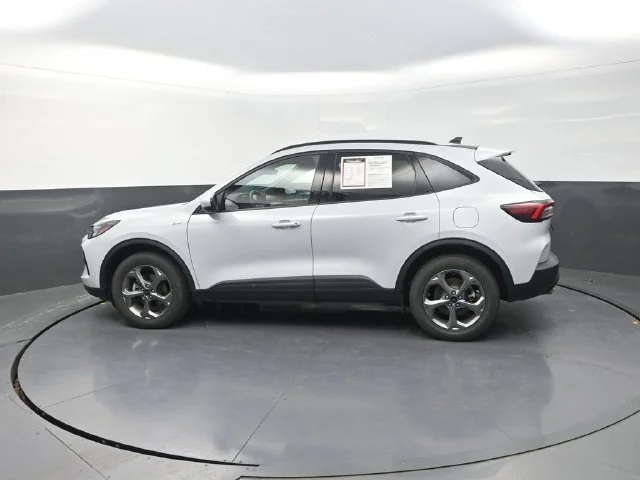 Used 2025 Silver Ford ST-Line Select image 6