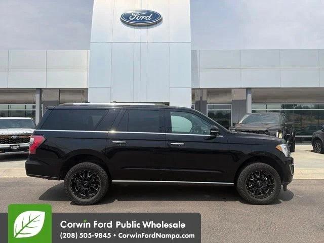 Used 2019 Black Metallic Ford  image 4