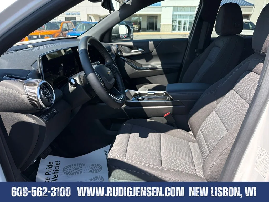 Used 2026 White Chevrolet LT image 9