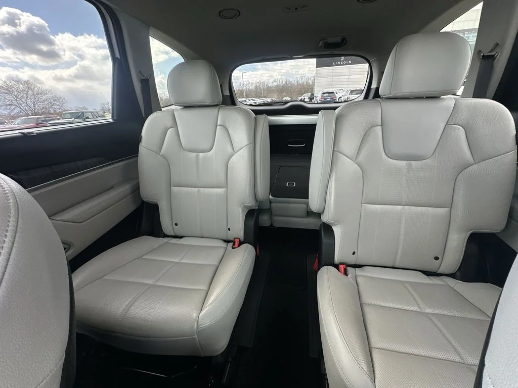 Used 2024 White Kia EX image 13