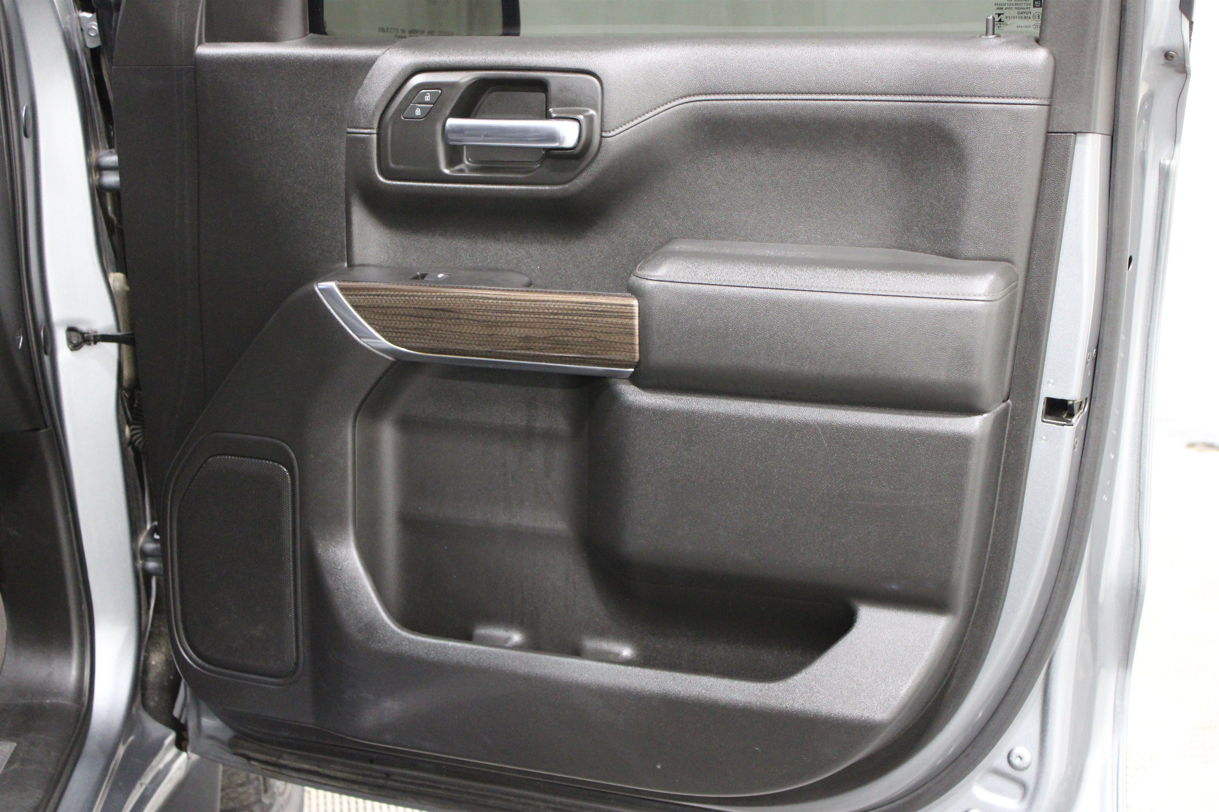 Used 2020 Satin Steel Metallic Chevrolet LT image 22