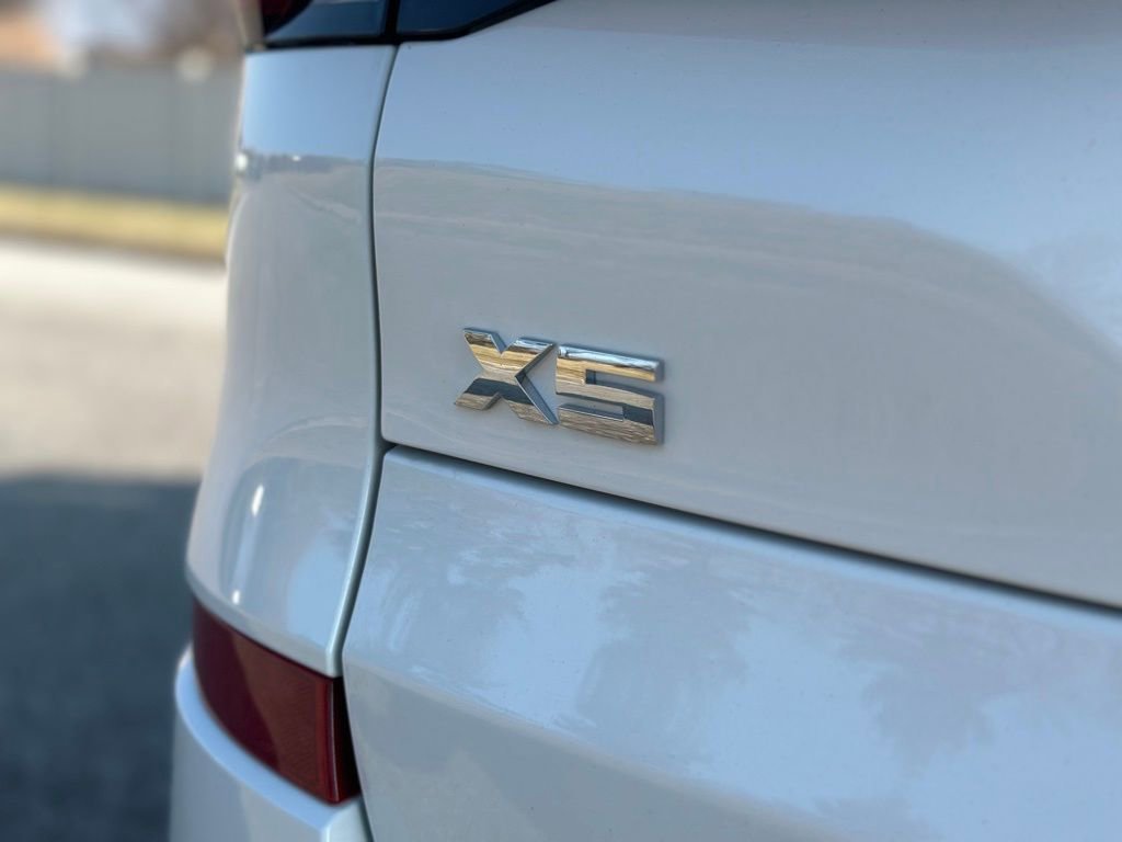 2026 BMW X5 M60i - Photo 14