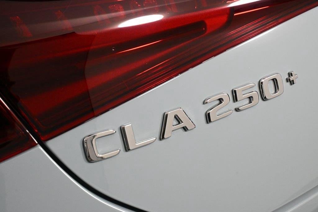 New 2027 Liquid Crystal Green Mercedes-Benz CLA 250+ image 25