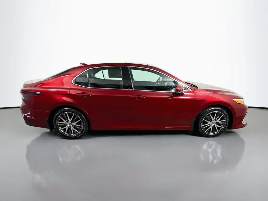Used 2022 Ruby Flare Pearl Toyota Hybrid XLE image 8