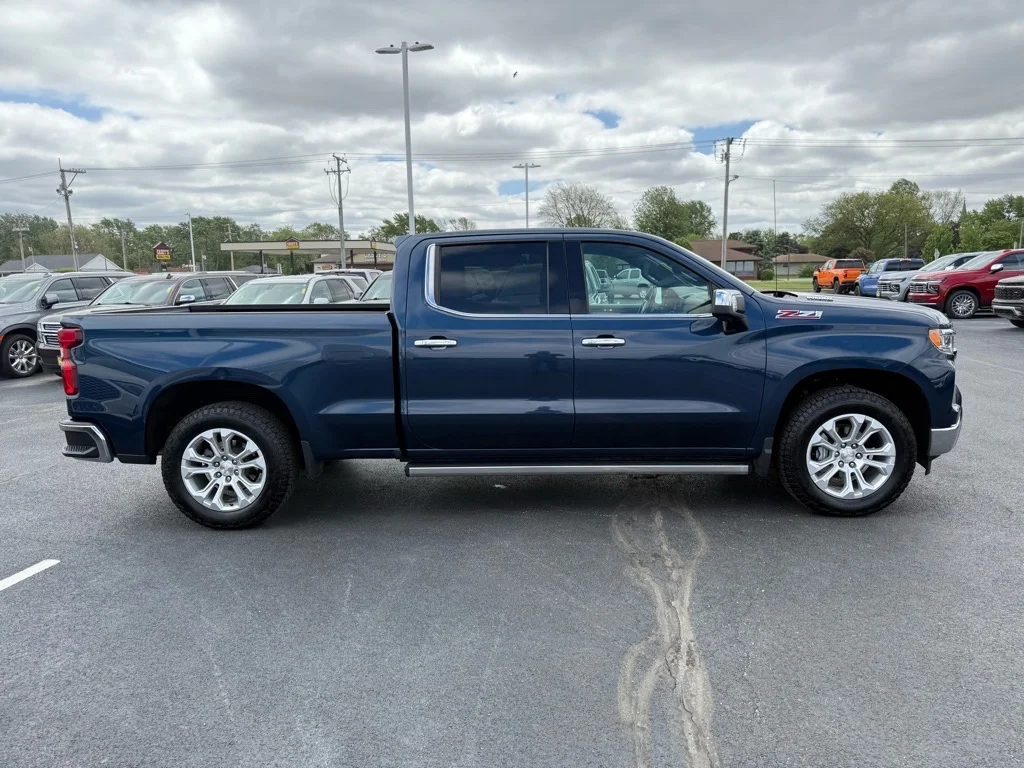 2023 Chevrolet Silverado 1500 LTZ - Photo 6