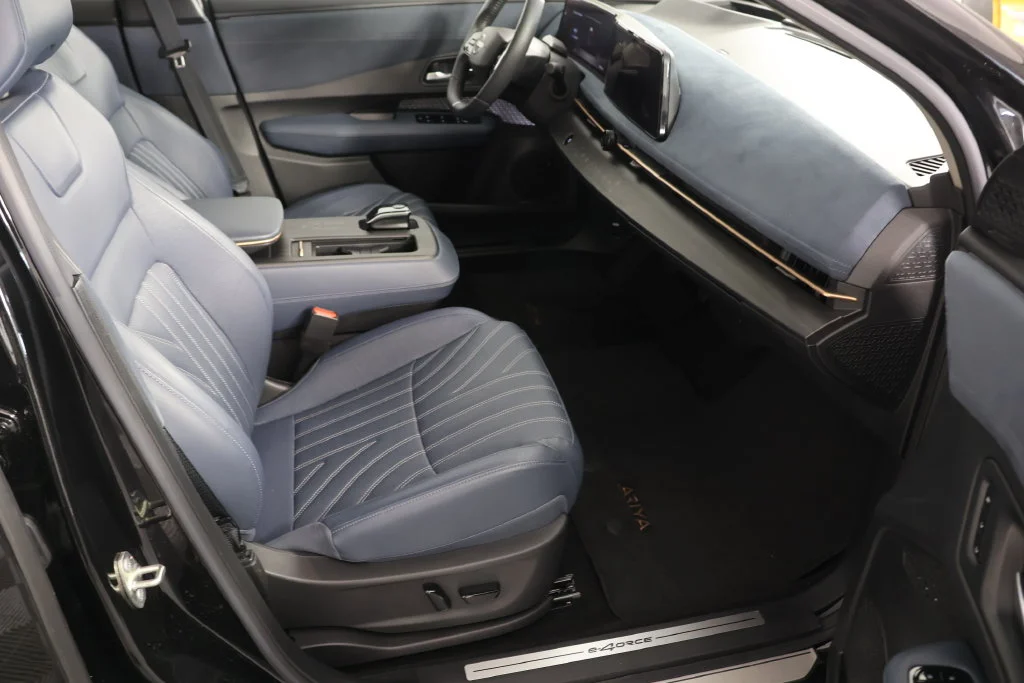 Used 2023 Black Nissan PLATINUM+ e-4ORCE image 23