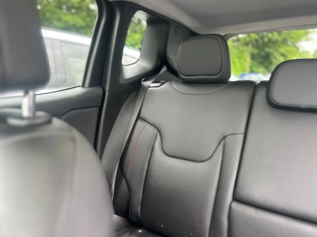 Used 2021 Blue Jeep Trailhawk image 10