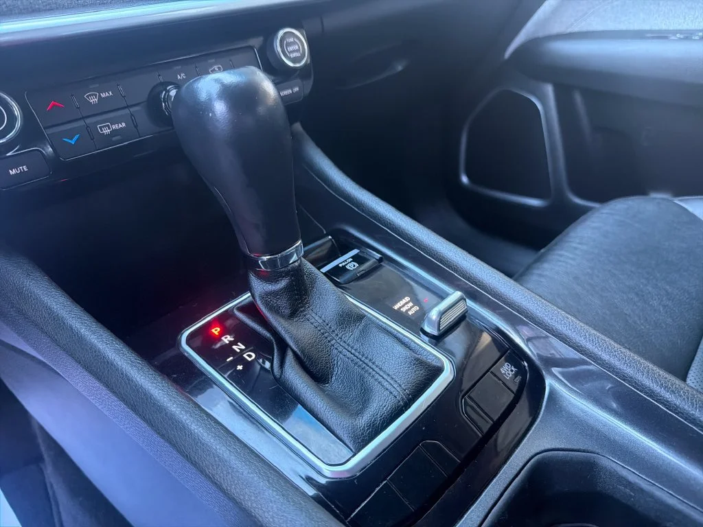 2022 Jeep Compass Latitude Lux - Photo 24