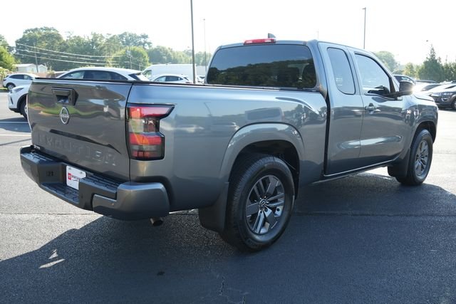 Used 2025 Gray Nissan SV image 7