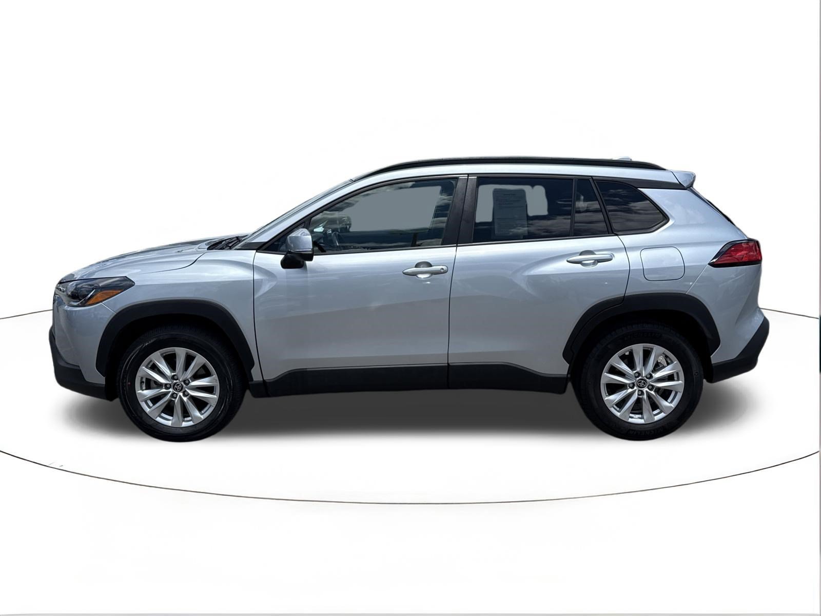 Used 2024 Sonic Silver Toyota LE image 6