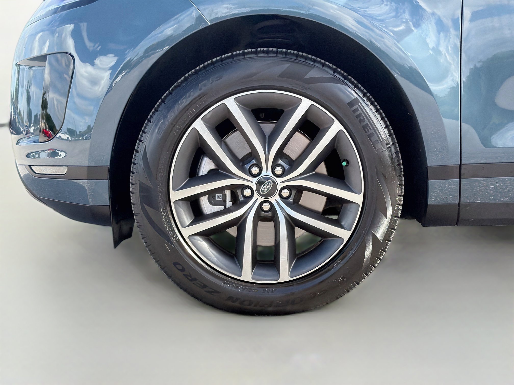 Used 2024 Blue Land Rover Core S image 42