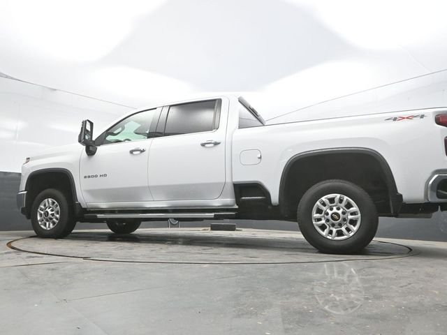 Used 2024 White Chevrolet LTZ image 28
