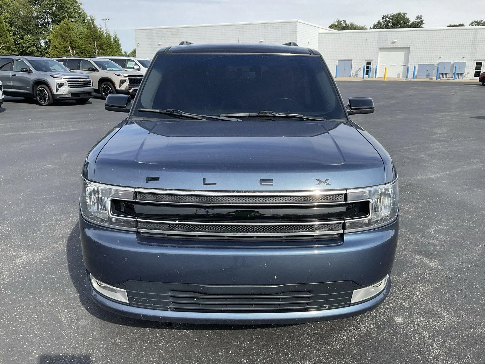 Used 2019 Blue Metallic Ford SEL image 2