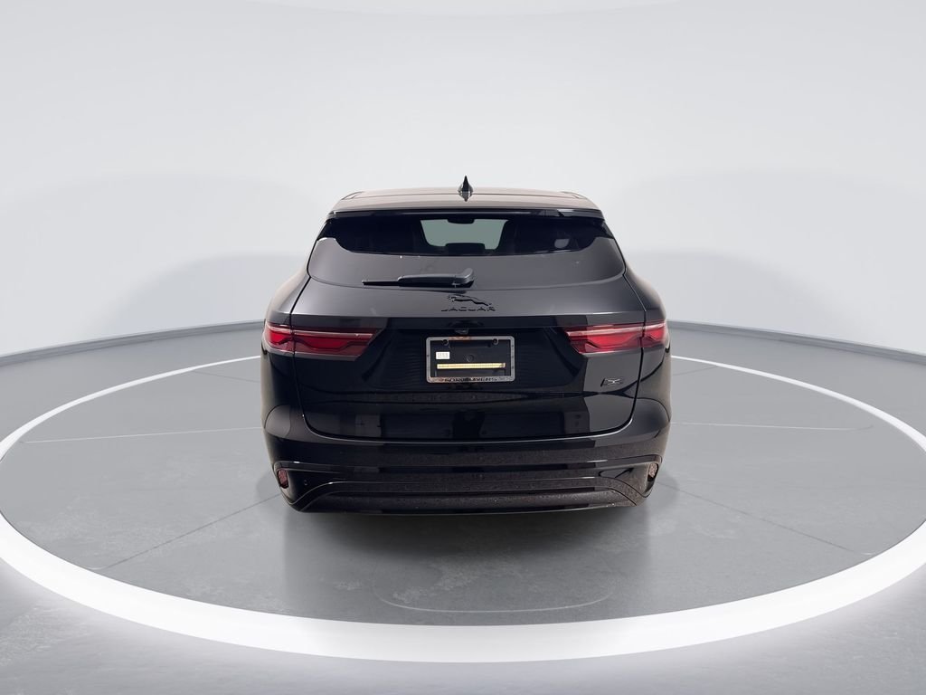 2026 Jaguar F-Pace R-Dynamic S - Photo 7