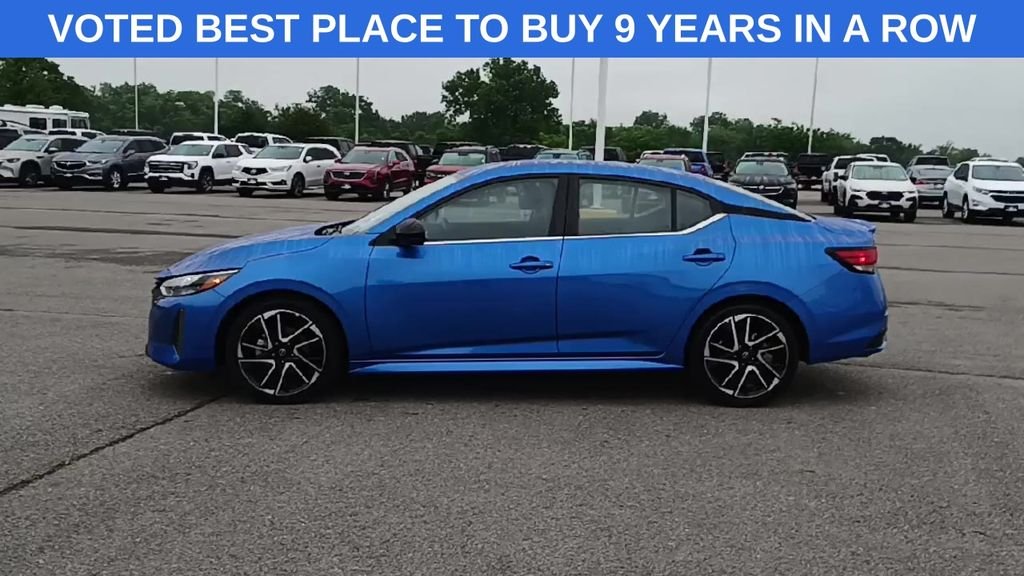 Used 2025 Blue Nissan SR image 5