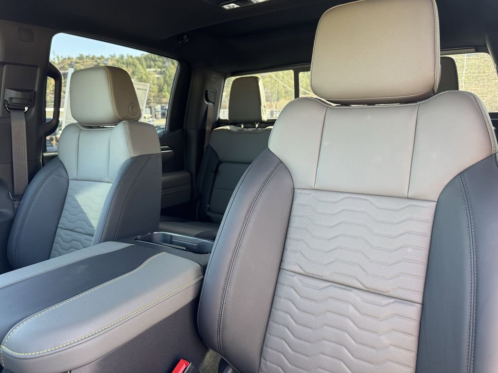 2026 Chevrolet Silverado 1500 ZR2 - Photo 23