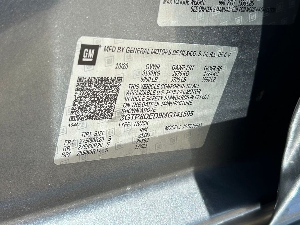 Used 2021 Gray GMC SLT image 49