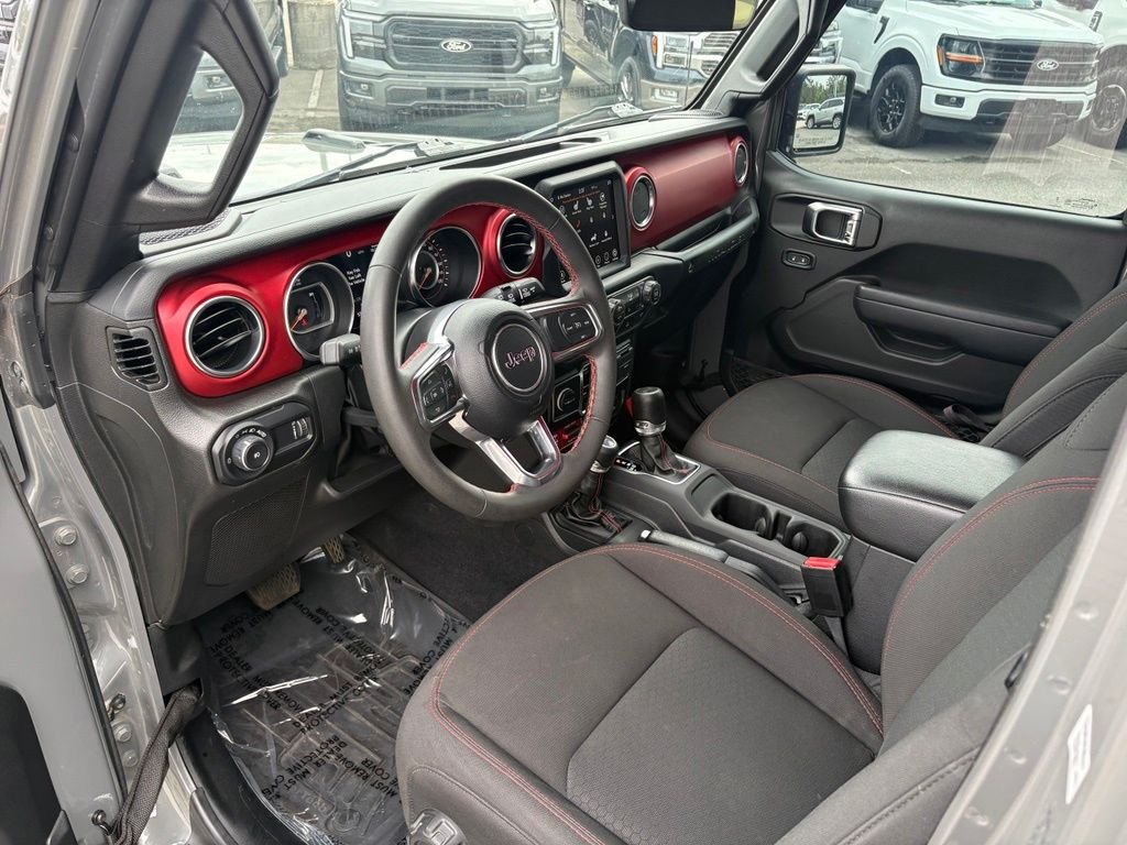 Used 2023 Sting Gray Clearcoat Jeep Rubicon image 12