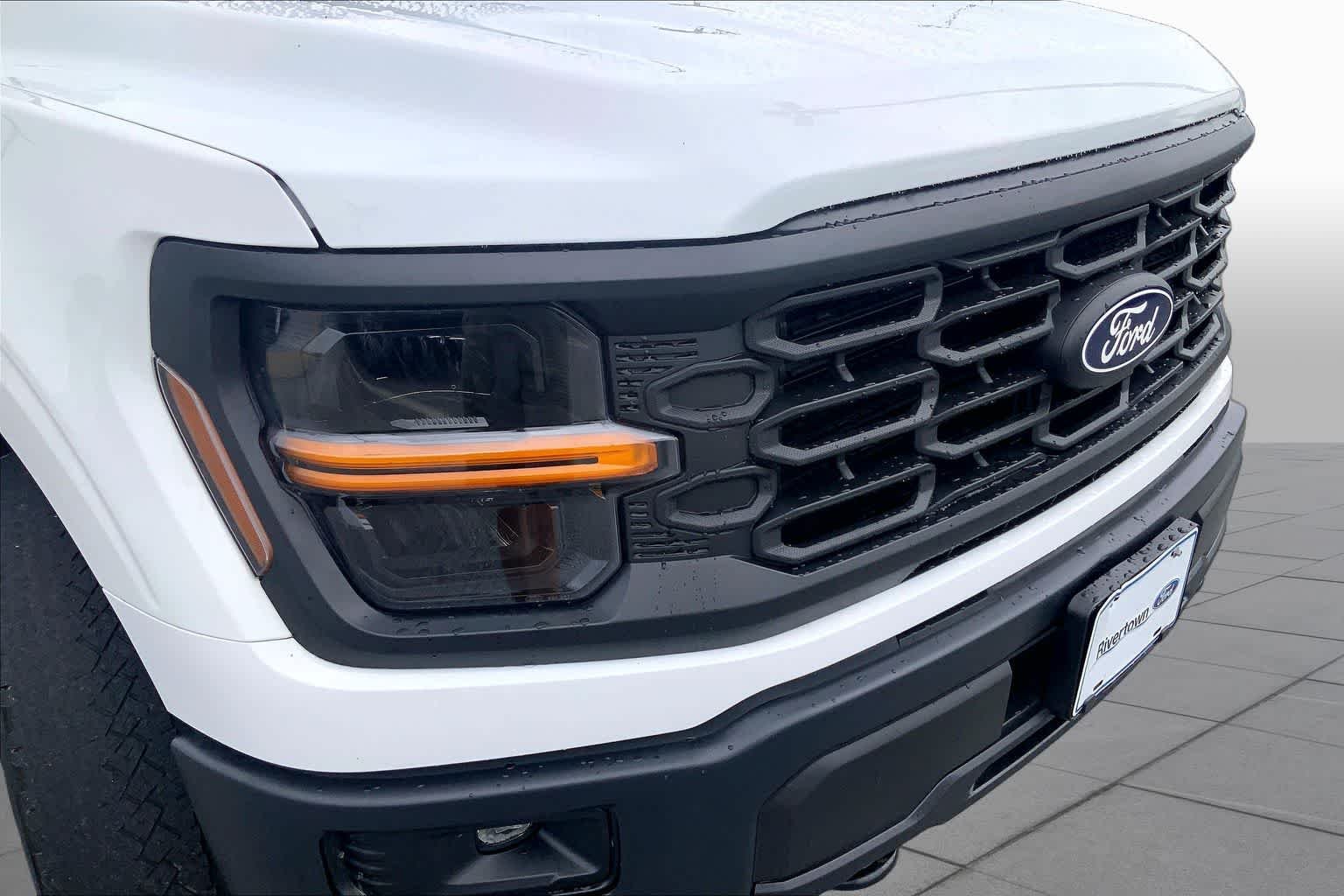 Used 2024 Oxford White Ford STX image 28