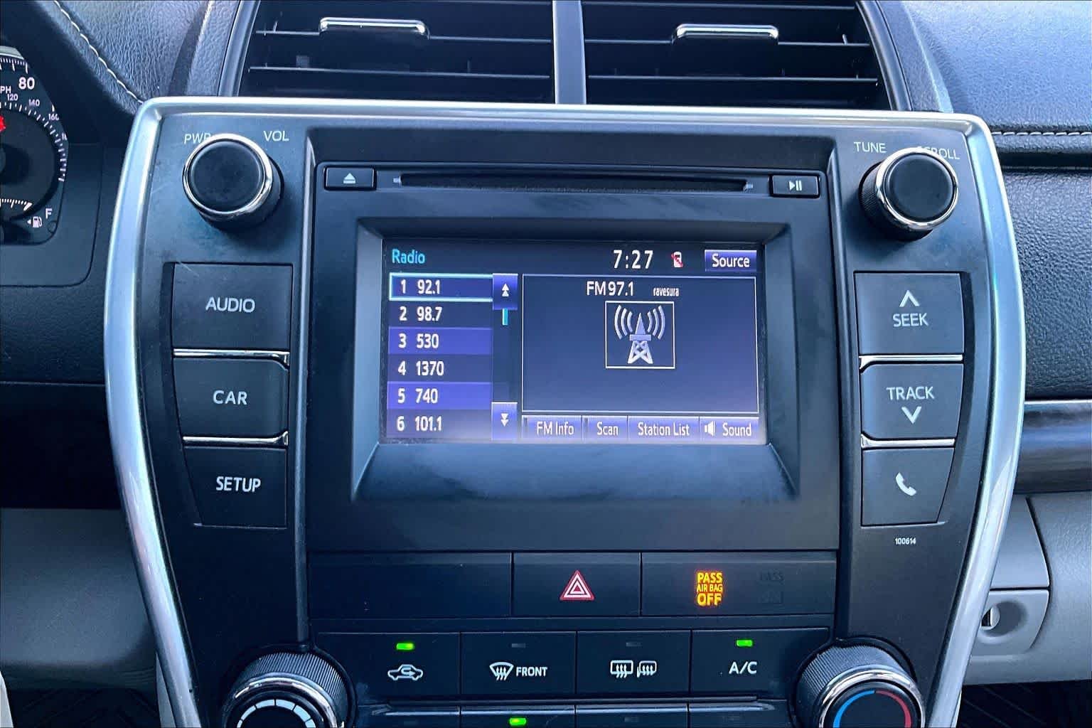Used 2016 Cosmic Gray Mica Toyota LE image 31
