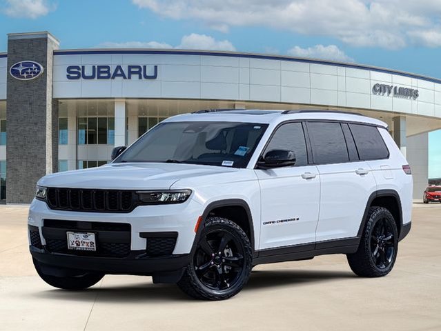 Pre-Owned 2023 Jeep Grand Cherokee L Altitude 4WD