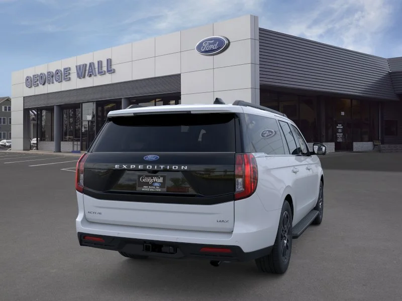 New 2026 Space Silver Metallic Ford MAX Active image 31