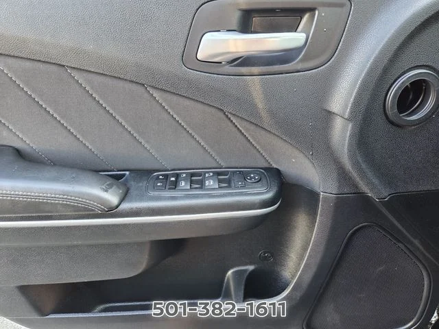 Used 2023 Black Dodge SXT image 28