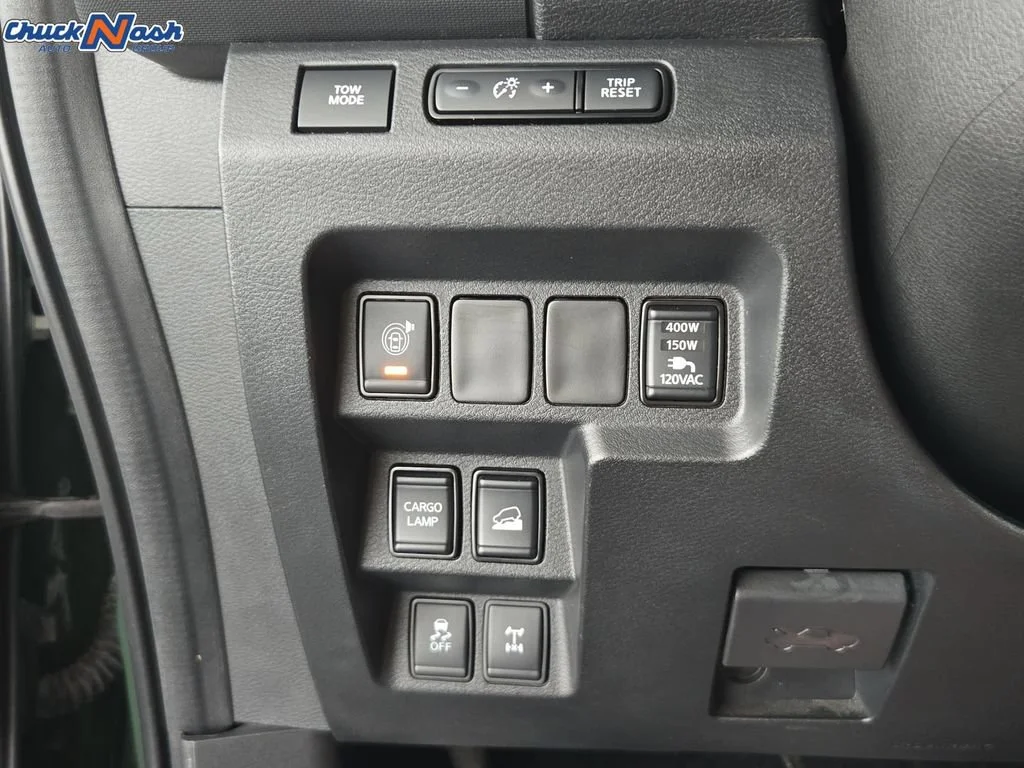 Used 2023 Green Nissan Crew Cab PRO-4X 4x4 image 23