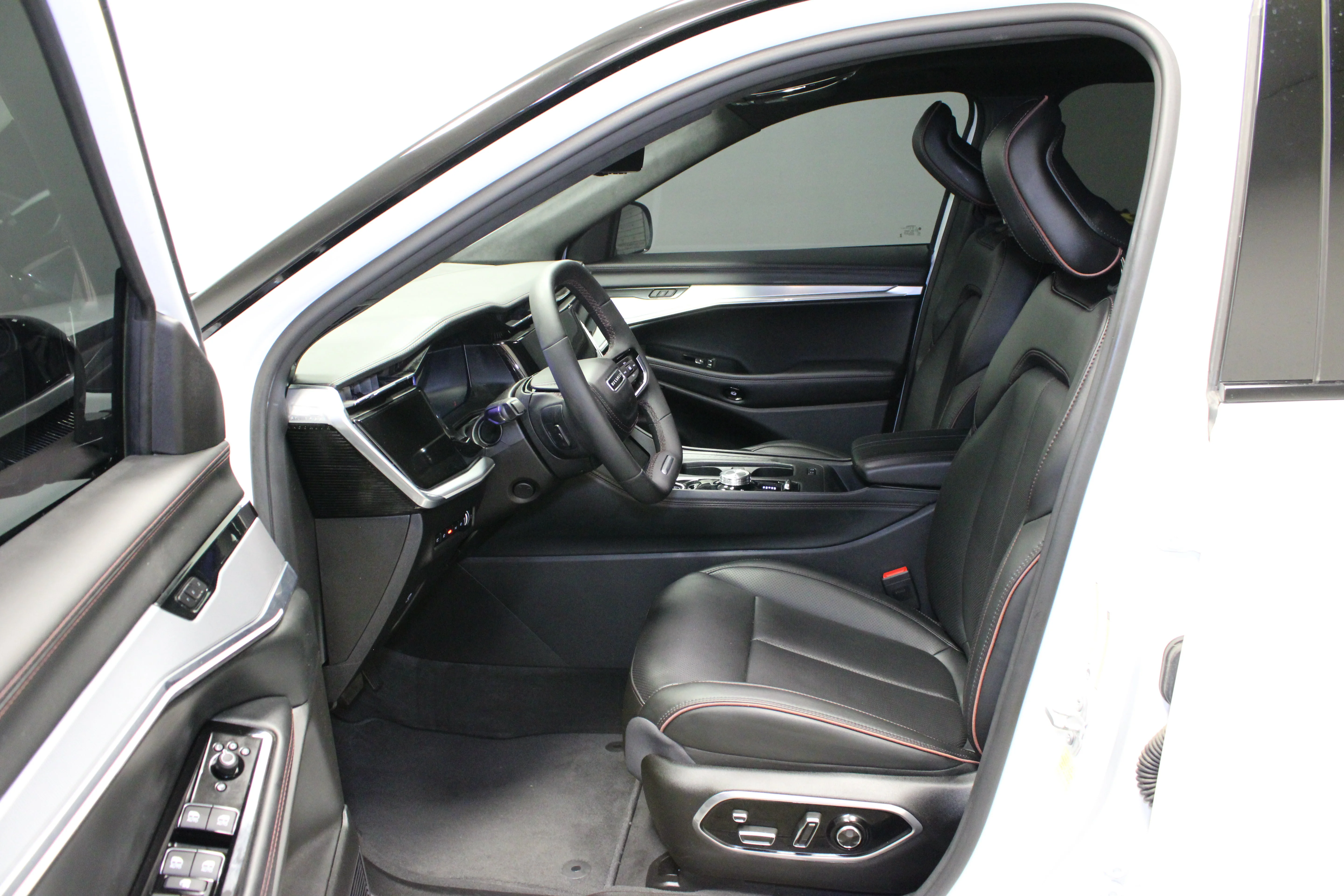 Used 2024 Bright White Clearcoat Jeep Launch Edition image 19