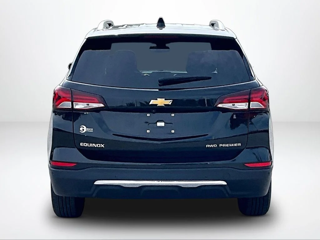 Used 2023 Black Chevrolet Premier image 5