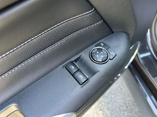 Used 2023 Gray Ford Mach 1 image 19