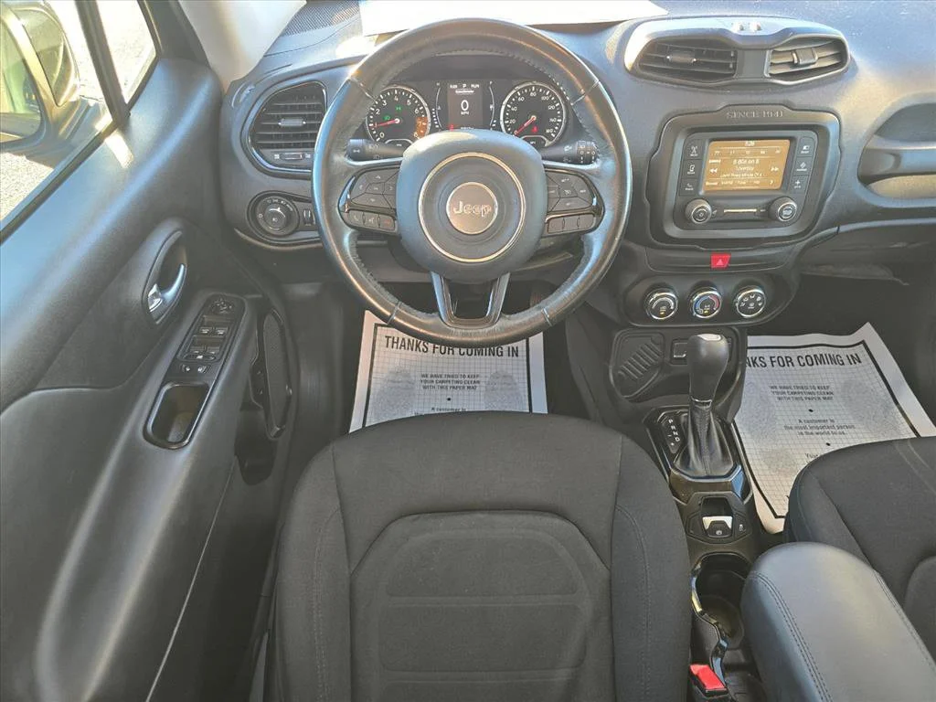 Used 2017 Black Jeep Latitude image 3