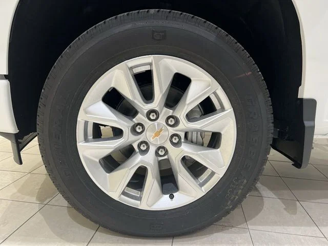 New 2026 White Chevrolet Custom image 28