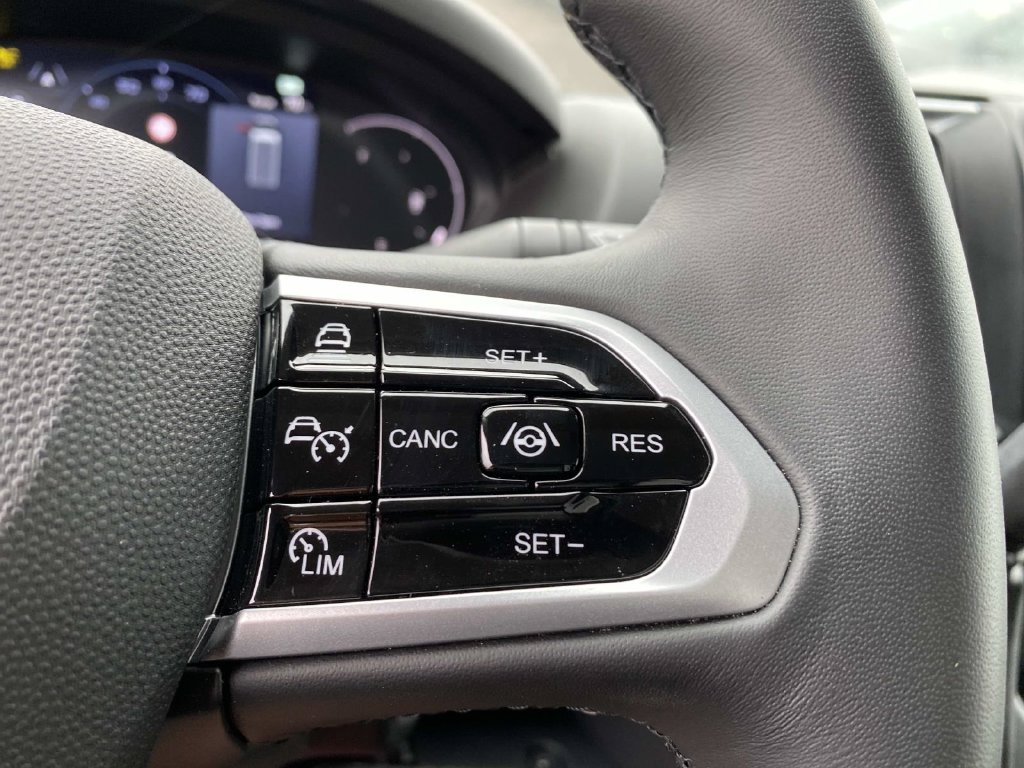 Used 2025 Silver Ram High Roof image 19