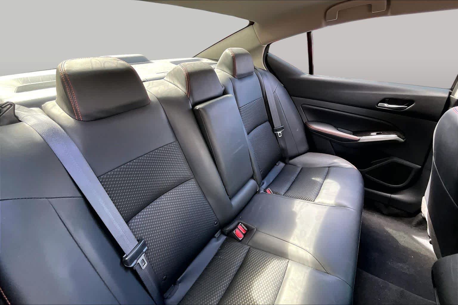 Used 2023 Super Black Nissan 2.5 SR image 19