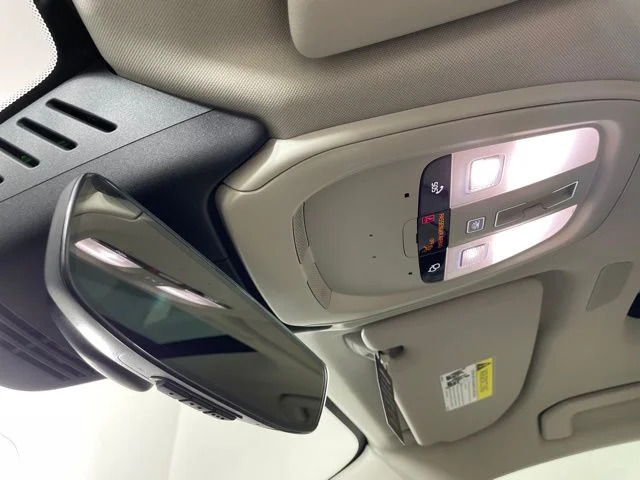 Used 2024 White Volvo T8 Plus Dark Theme image 25