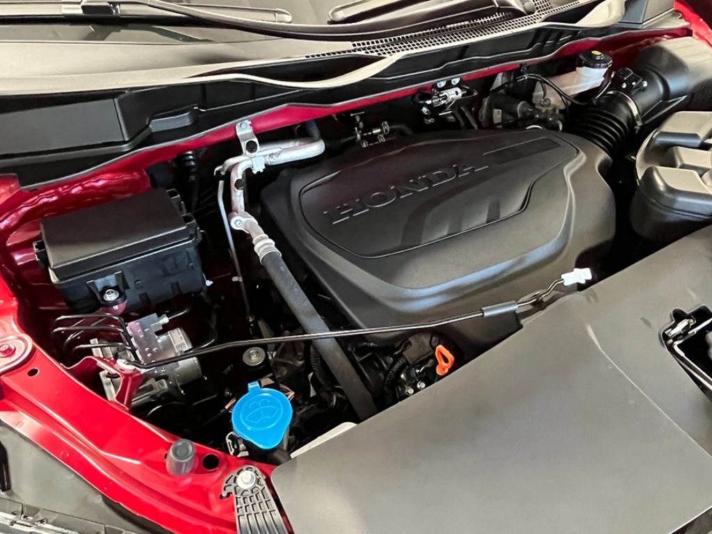 New 2026 Radiant Red Metallic II Honda Sport-L image 12