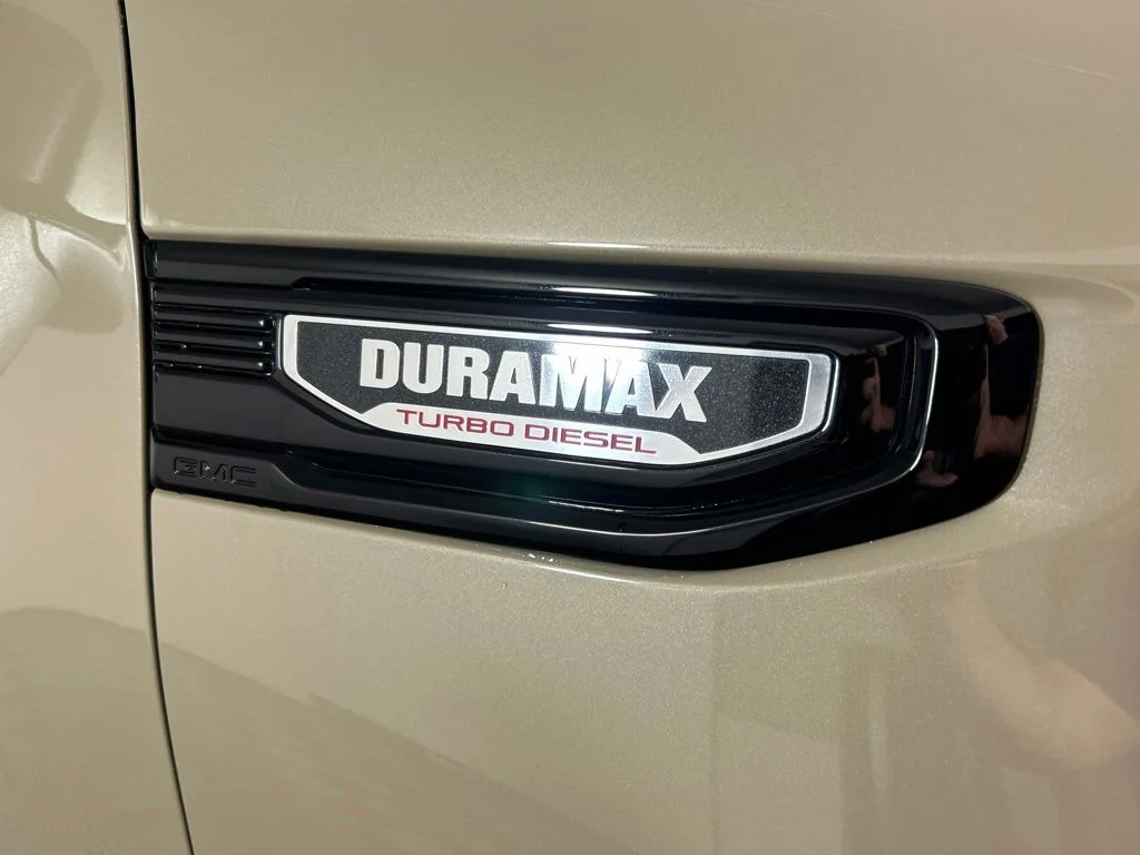 Used 2023 Beige GMC Elevation image 6