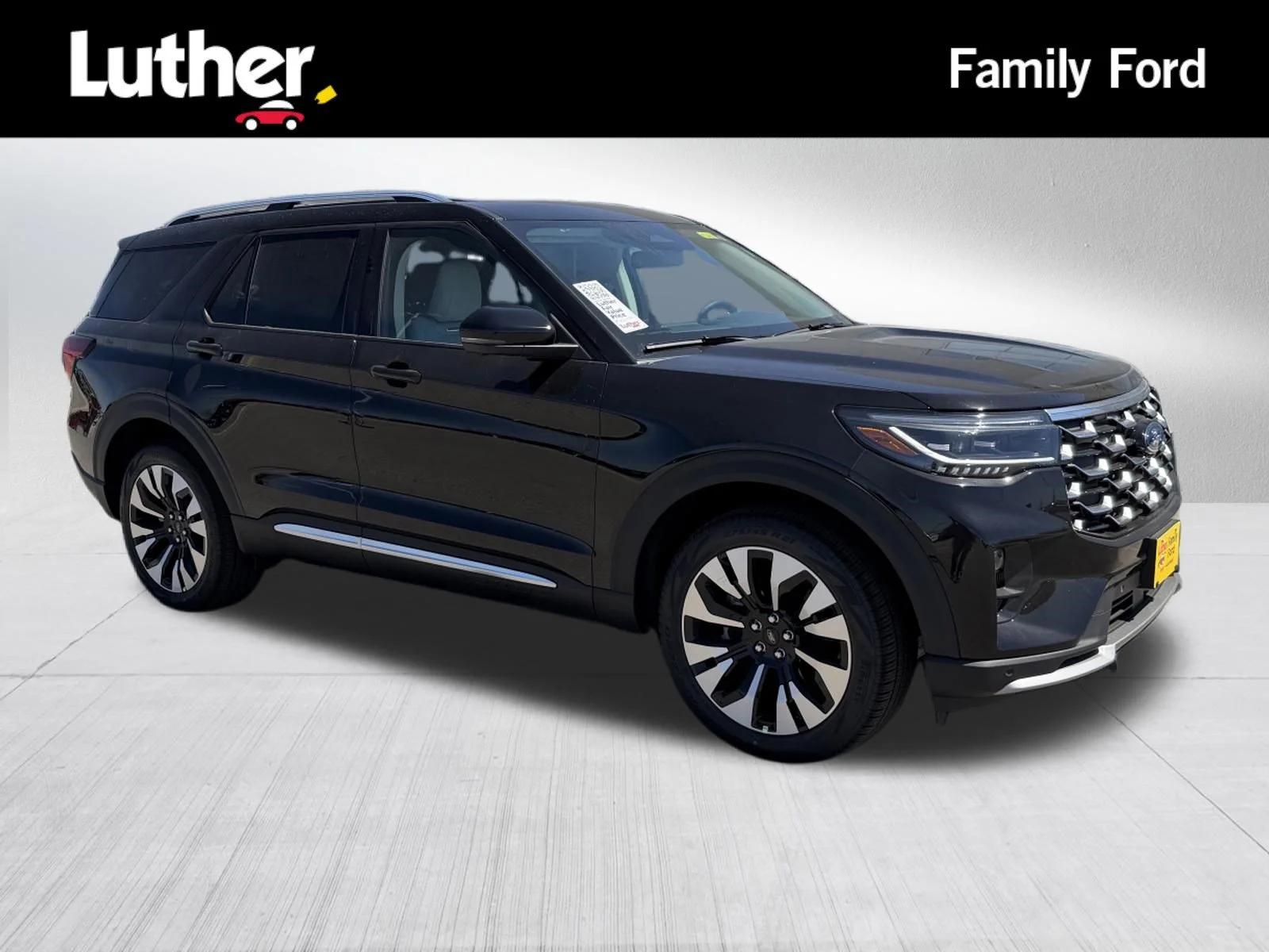 2026 Ford Explorer Platinum 4WD's photo