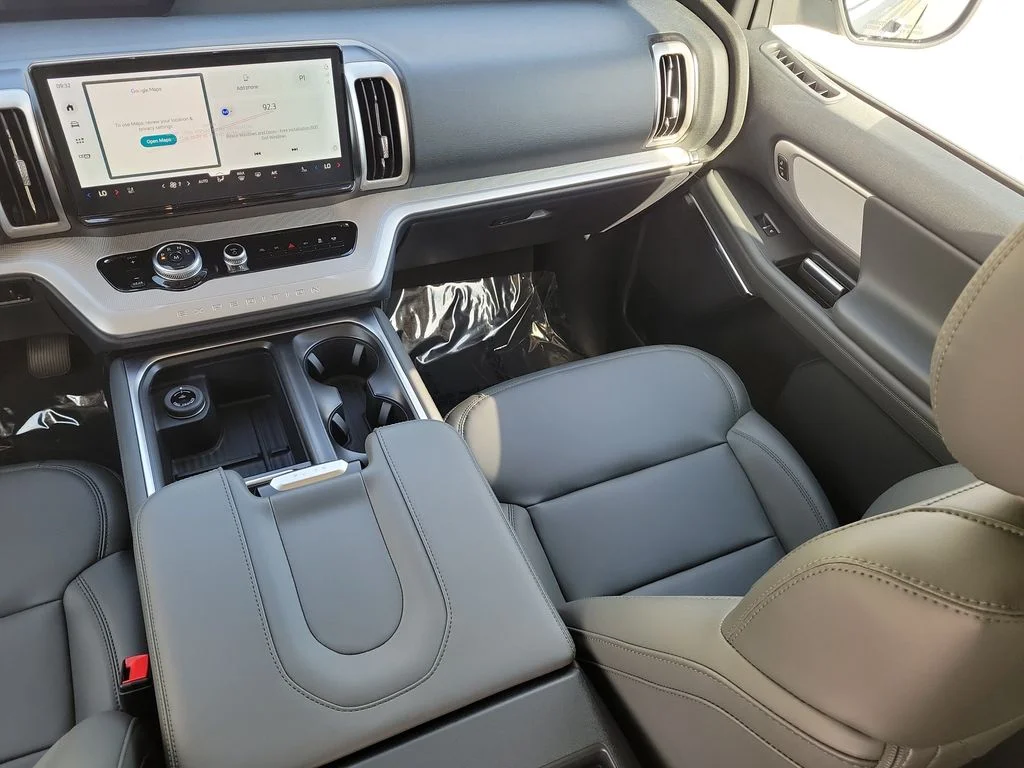 New 2026 Glacier Gray Metallic Tri-Coat Ford Active image 12