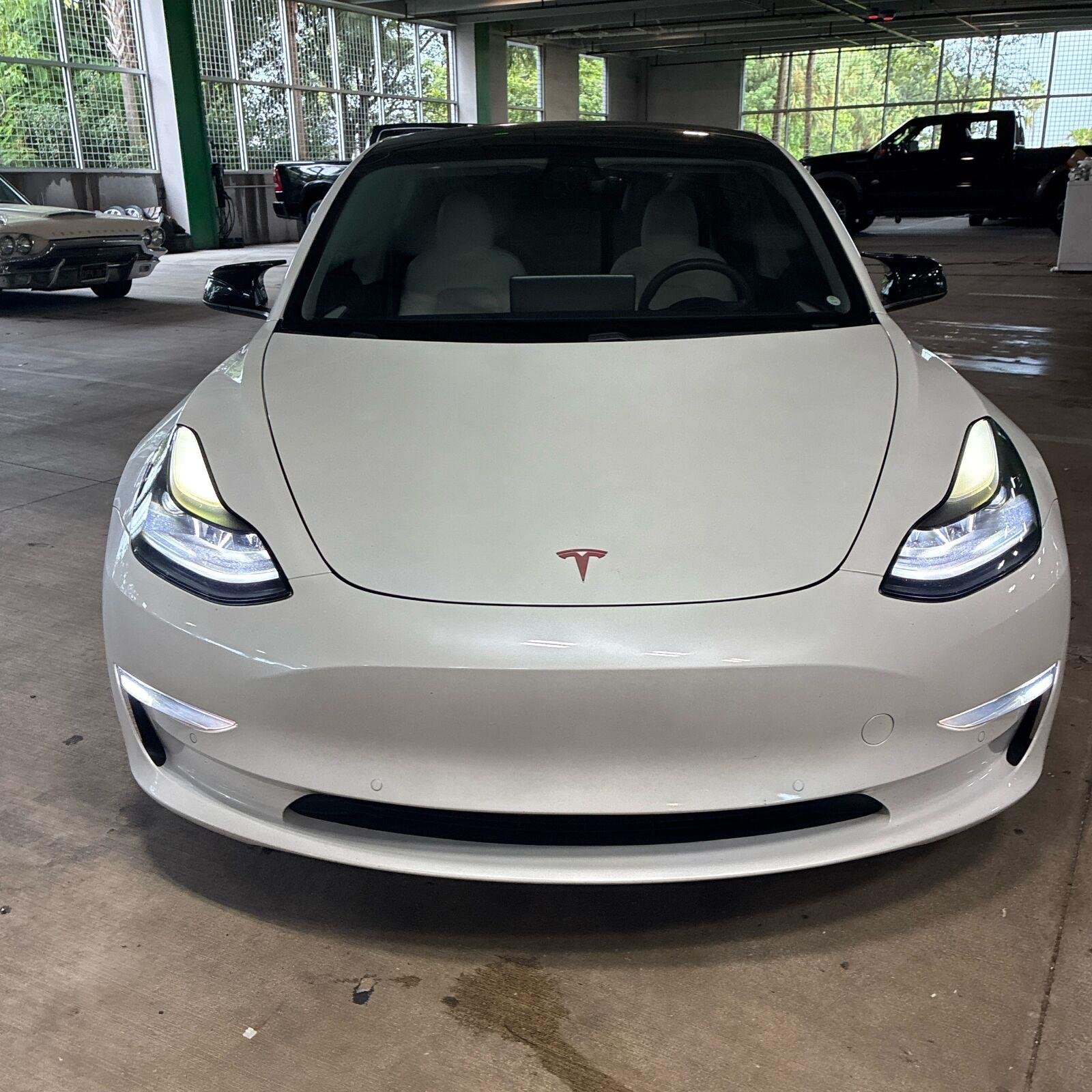 Used 2021 Pearl White Multi-Coat Tesla Performance image 11