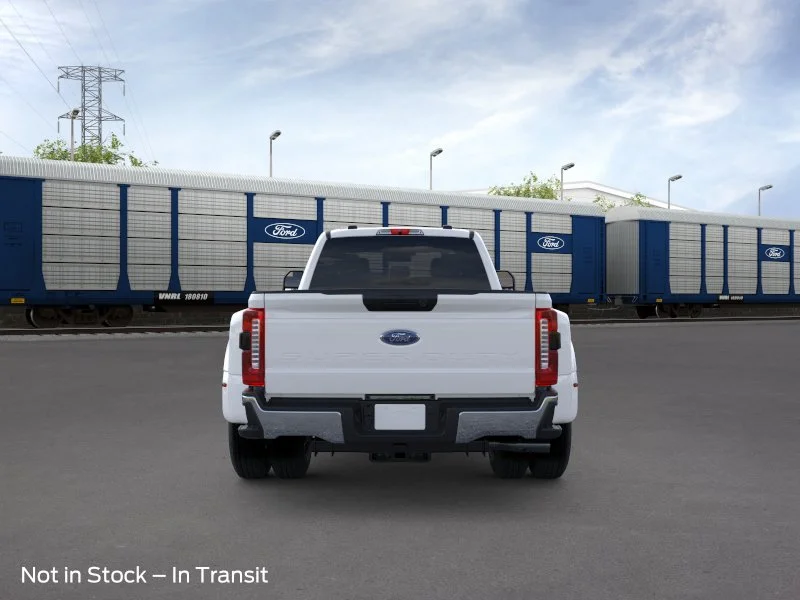 New 2026 Oxford White Ford F-350® XLT image 5