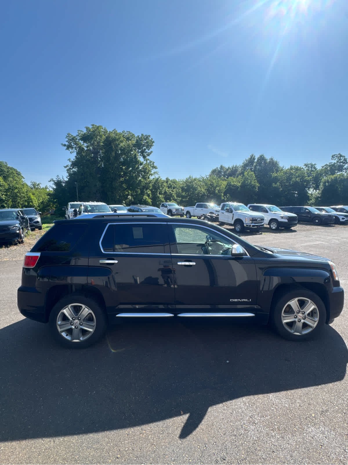 Used 2017 Ebony Twilight Metallic GMC Denali image 6