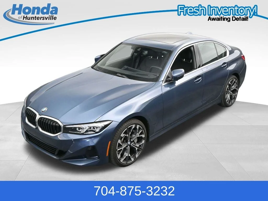 2025 BMW 3 Series 330i - Photo 15