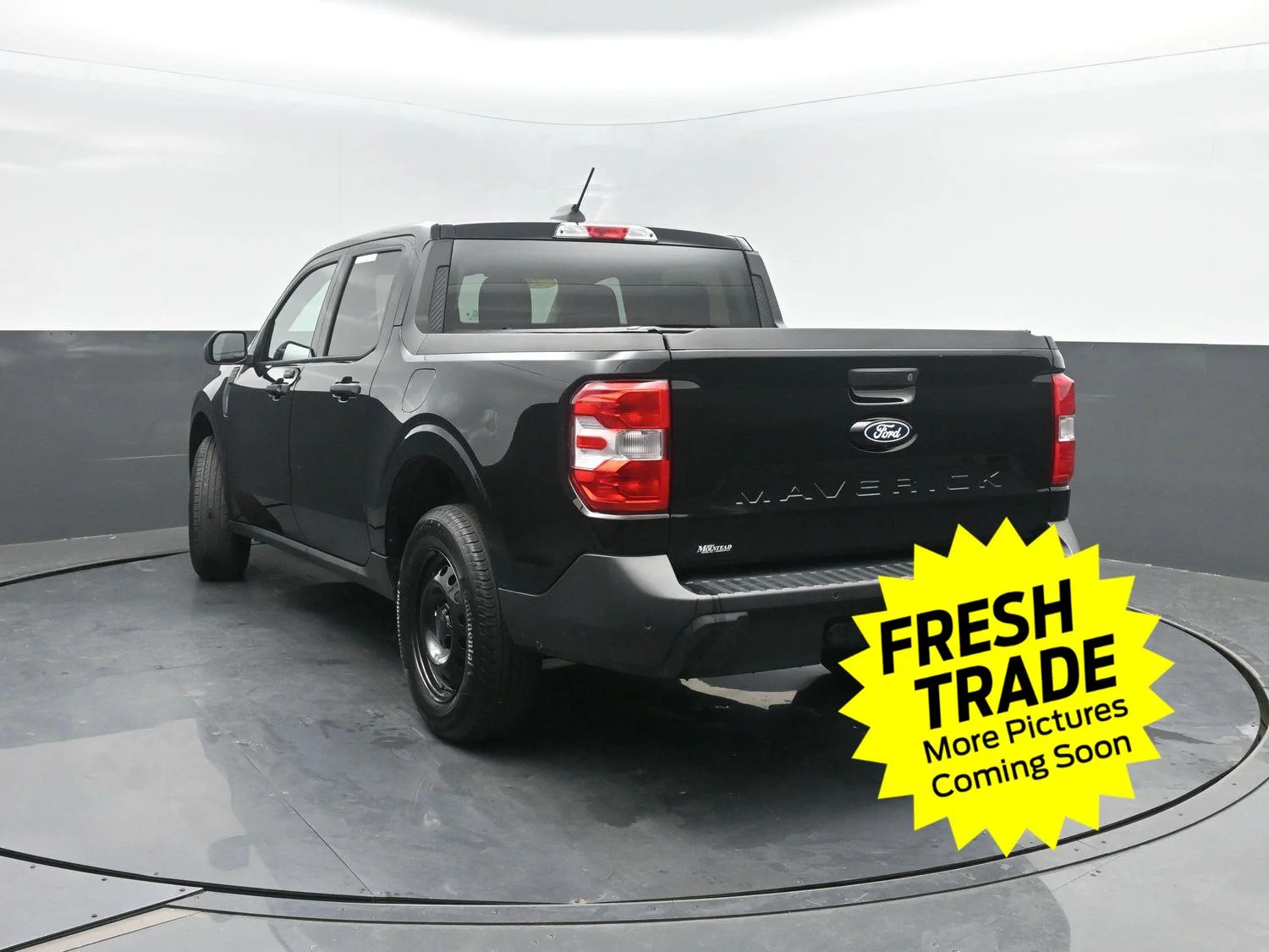 Used 2025 Shadow Black Ford XL image 40