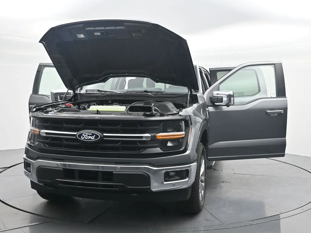 New 2026 Carbonized Gray Metallic Ford XLT image 45