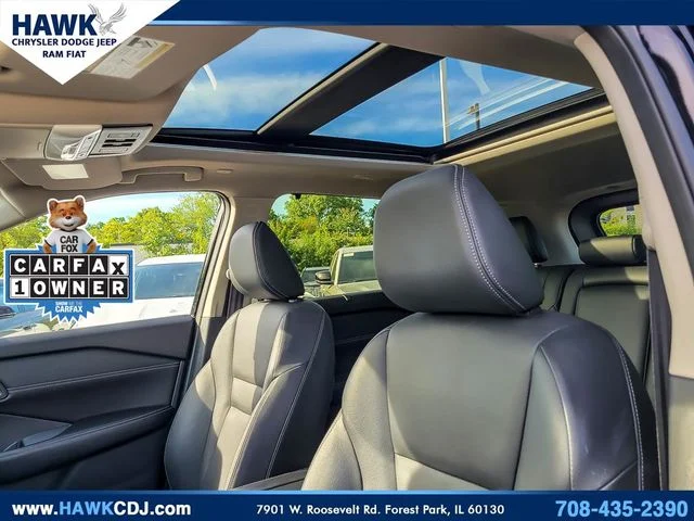Used 2025 Black Nissan SL image 10