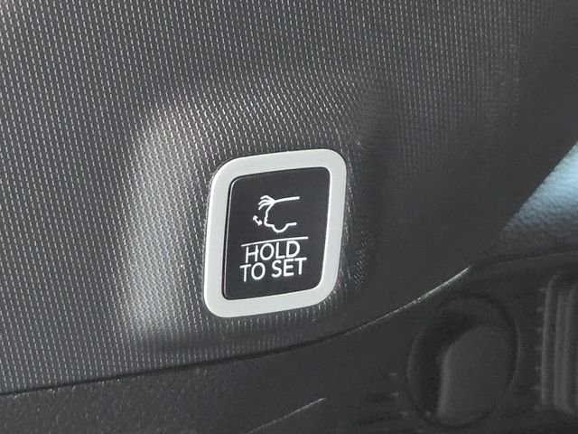 Used 2024 Gray Jeep Limited image 26