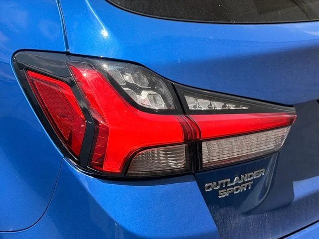 Used 2021 Blue Mitsubishi 2.0 LE image 17