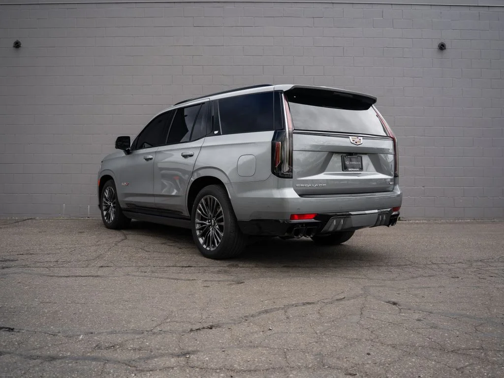 Used 2023 Silver Cadillac V-Series image 3